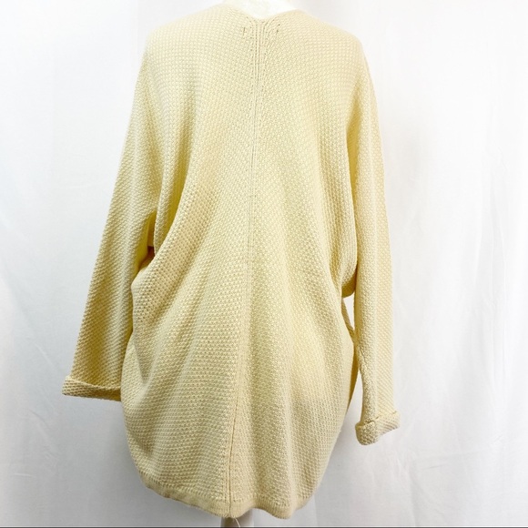Hoity Toity Women Creme Cardigan Open Front - Picture 3 of 7